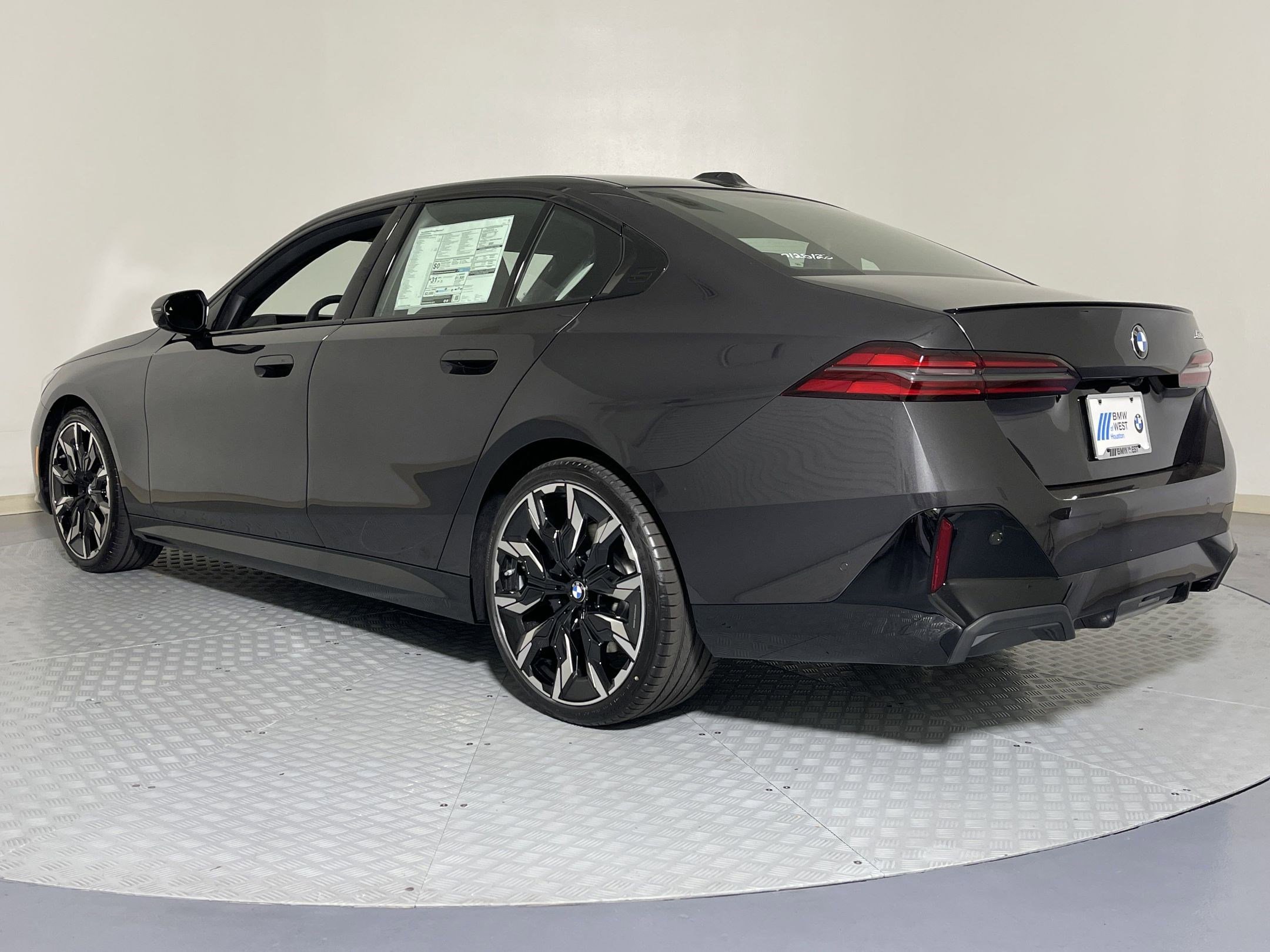 2026 Bmw 530i photo 3