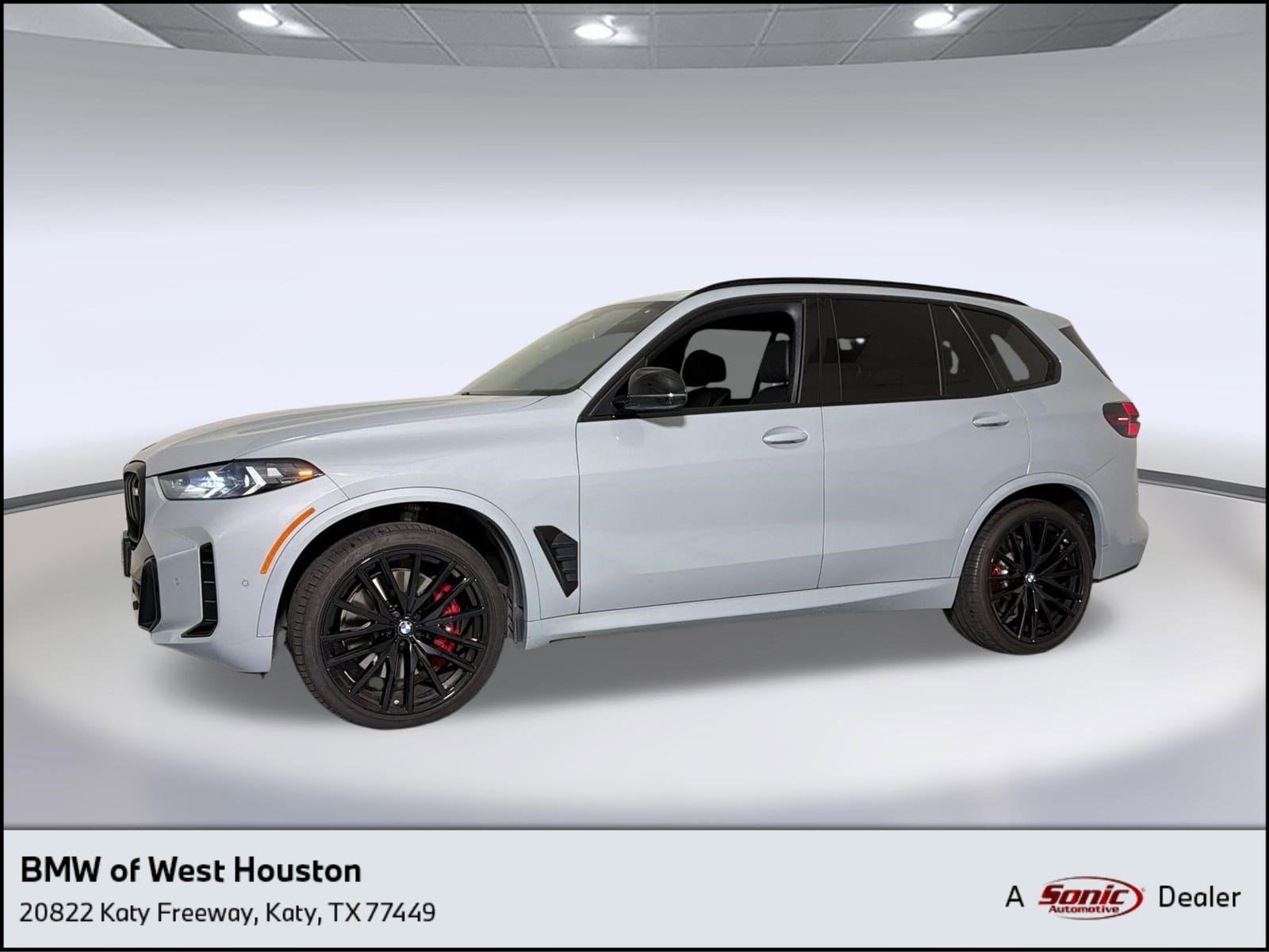 2025 BMW X5 M60i's photo