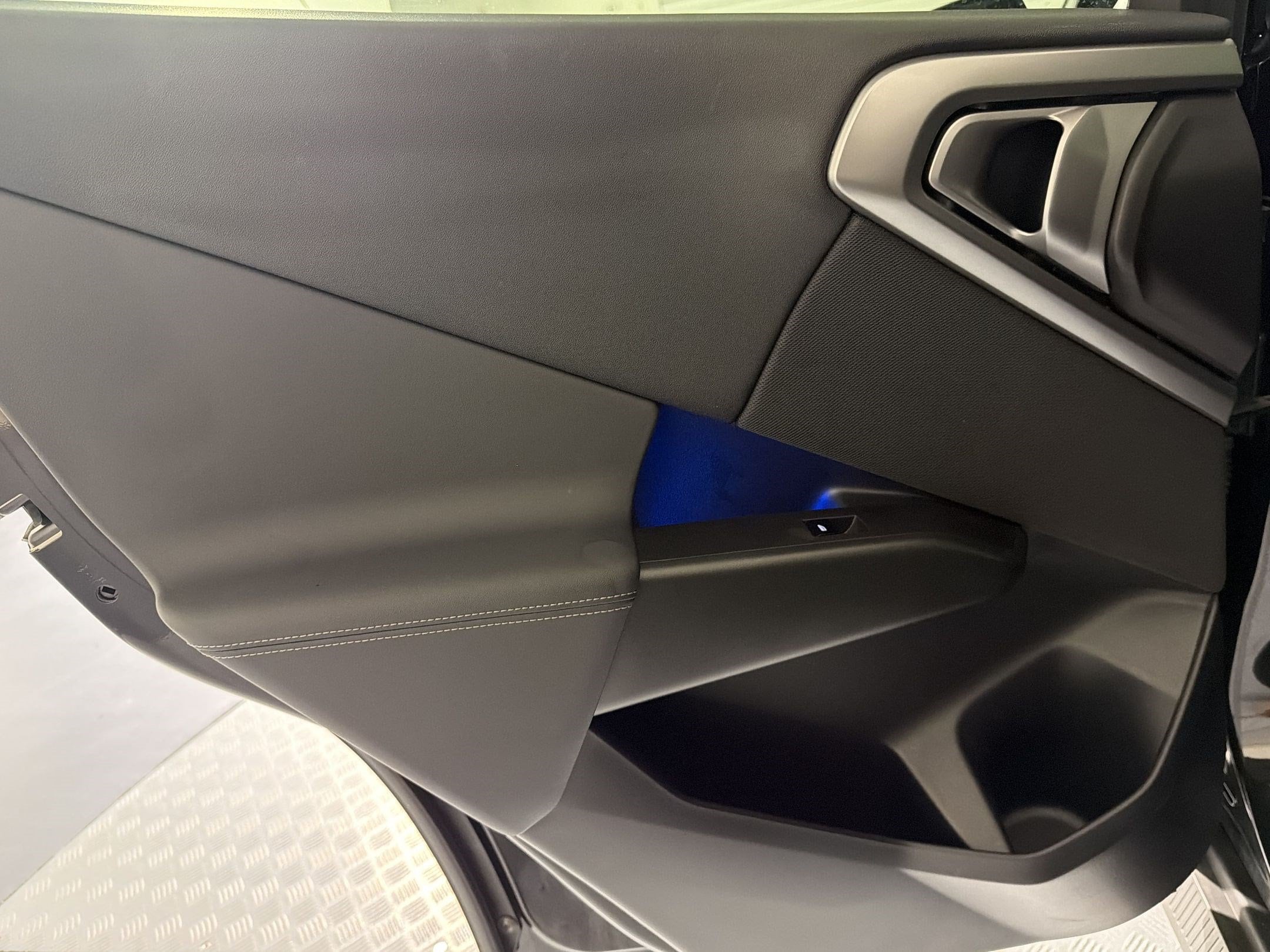2026 BMW X3 30 - Photo 32