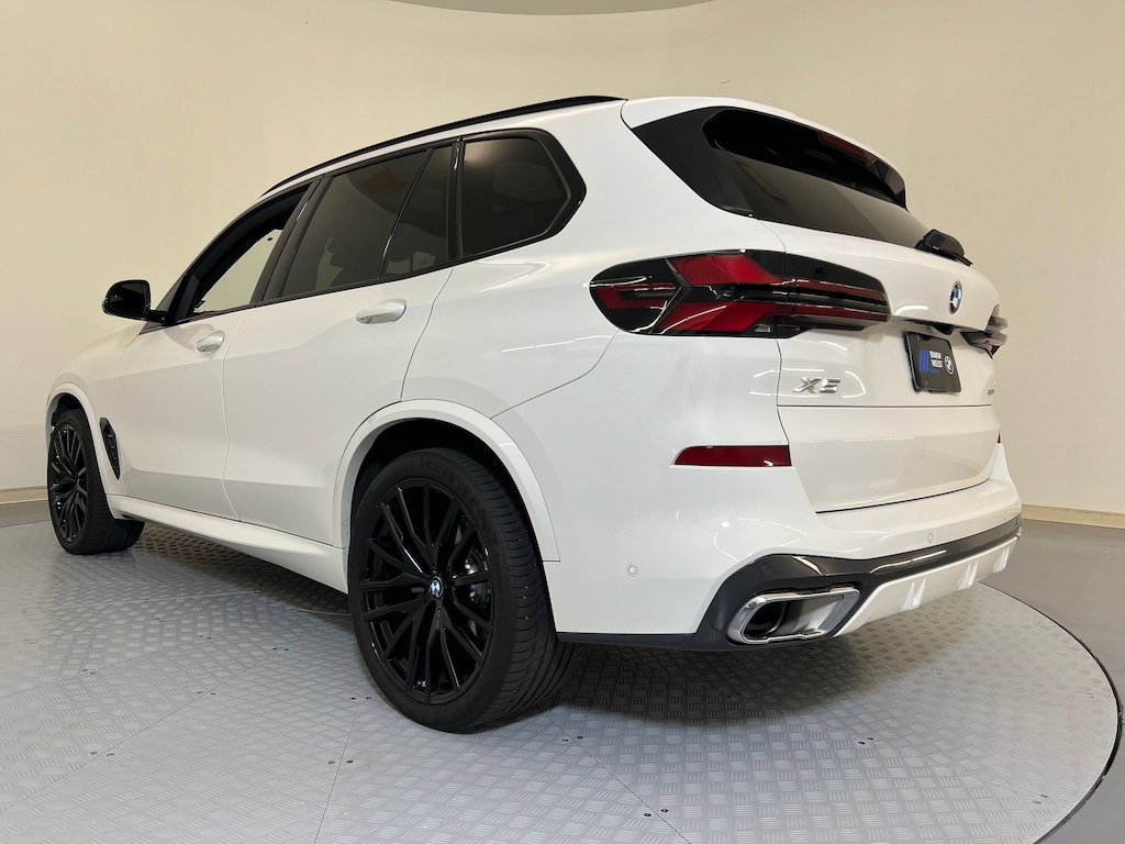 Used 2024 BMW X5 xDrive40i SUV