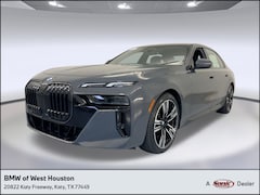 2026 BMW 740i i Sedan