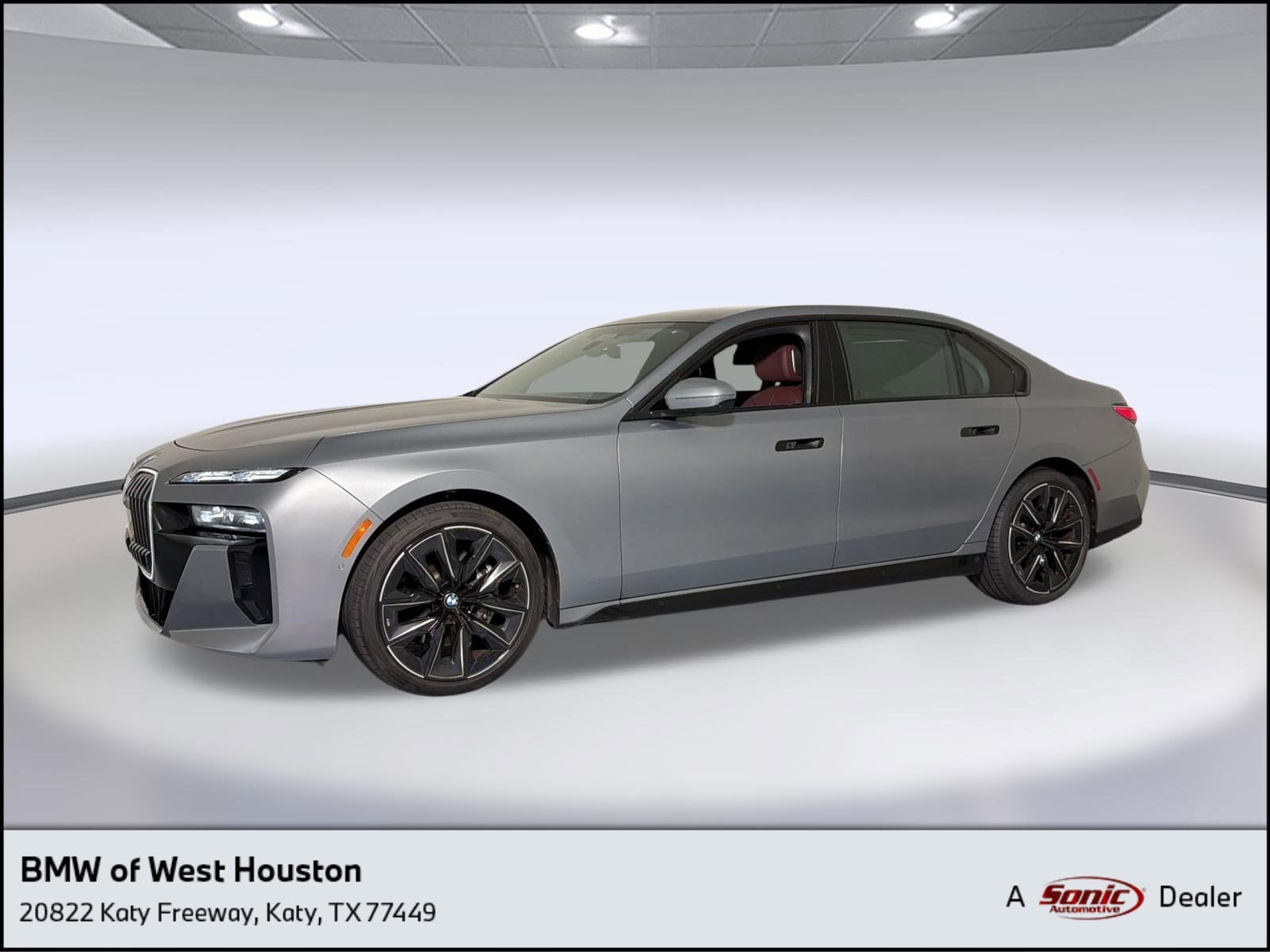 2023 BMW 7 Series 740i's photo