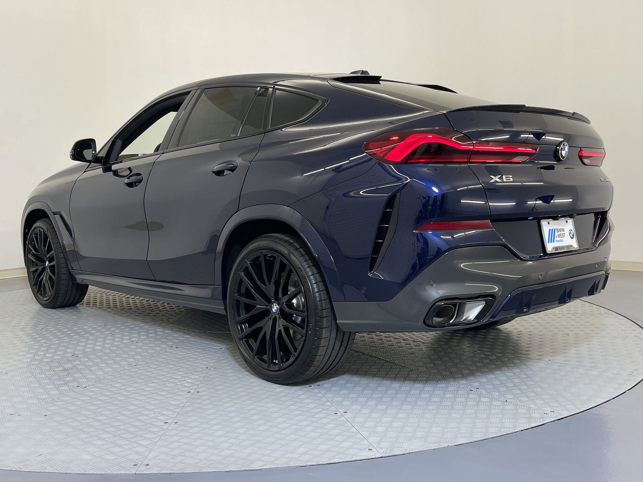 2026 Bmw X6 xDrive40i photo 2