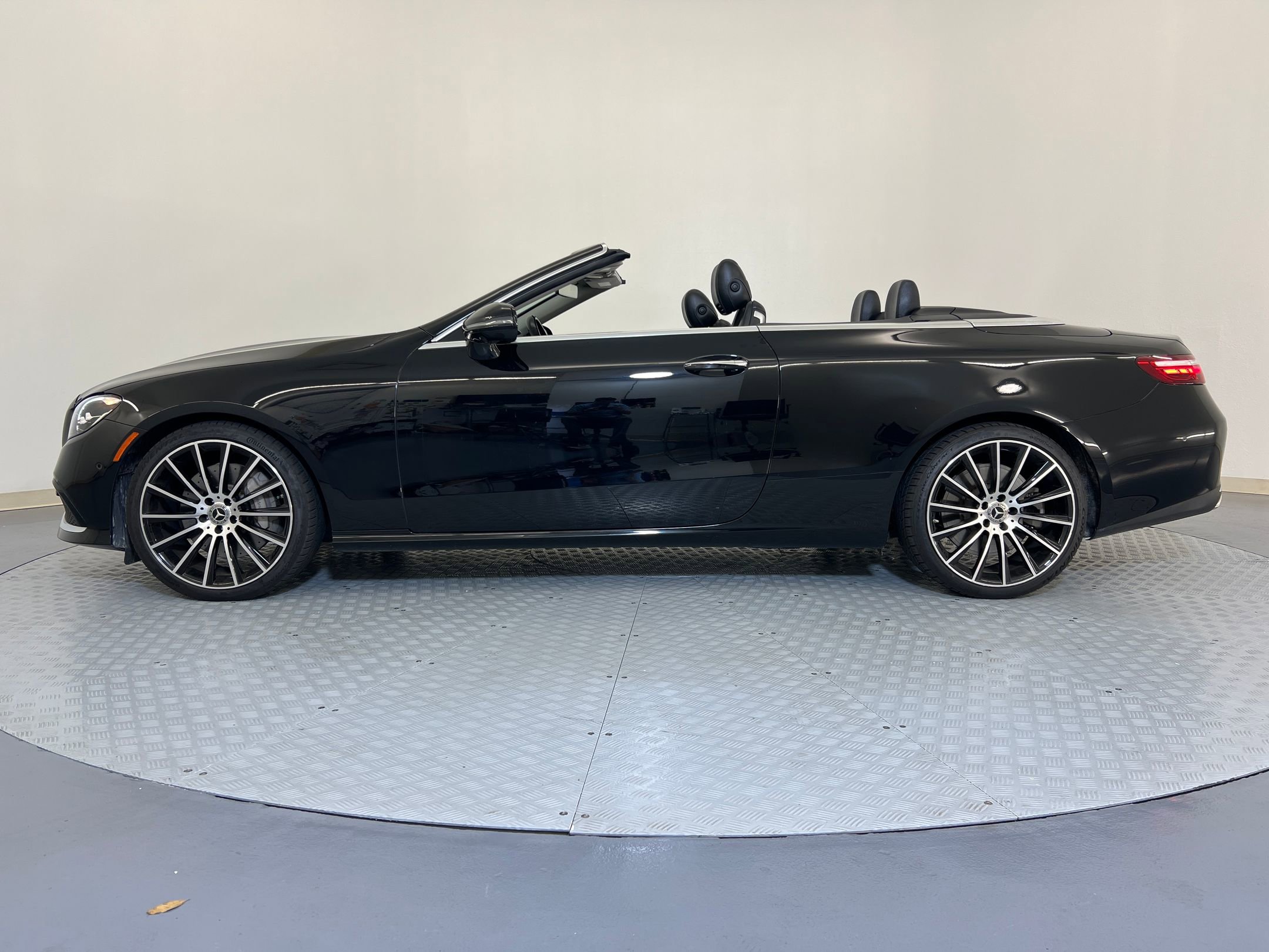 2021 Mercedes Benz E 450 Cabriolet photo 2
