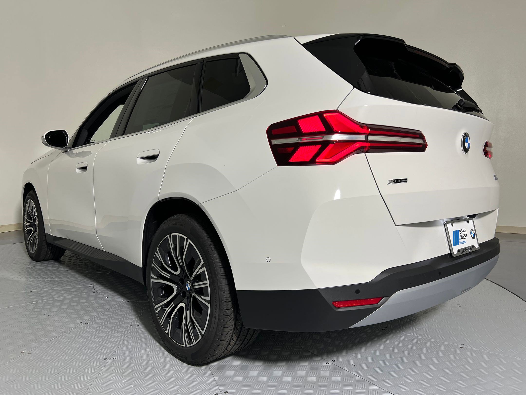2026 Bmw X3 photo 3
