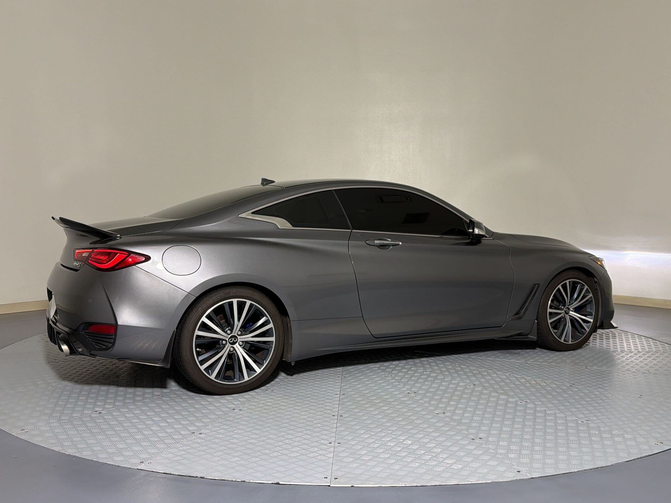 Q60 3.0t LUXE Coupe