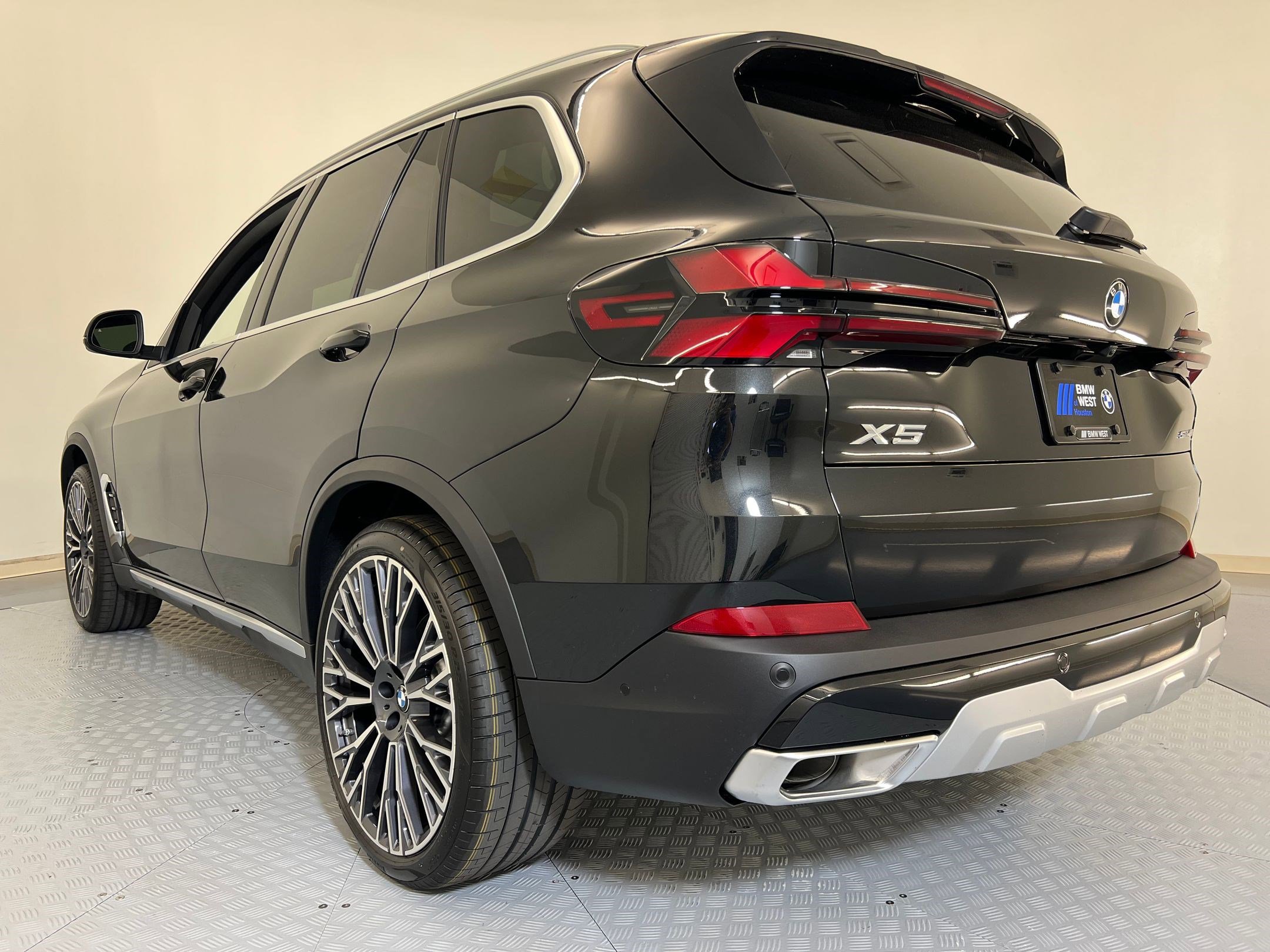 2026 Bmw X5 sDrive40i photo 3