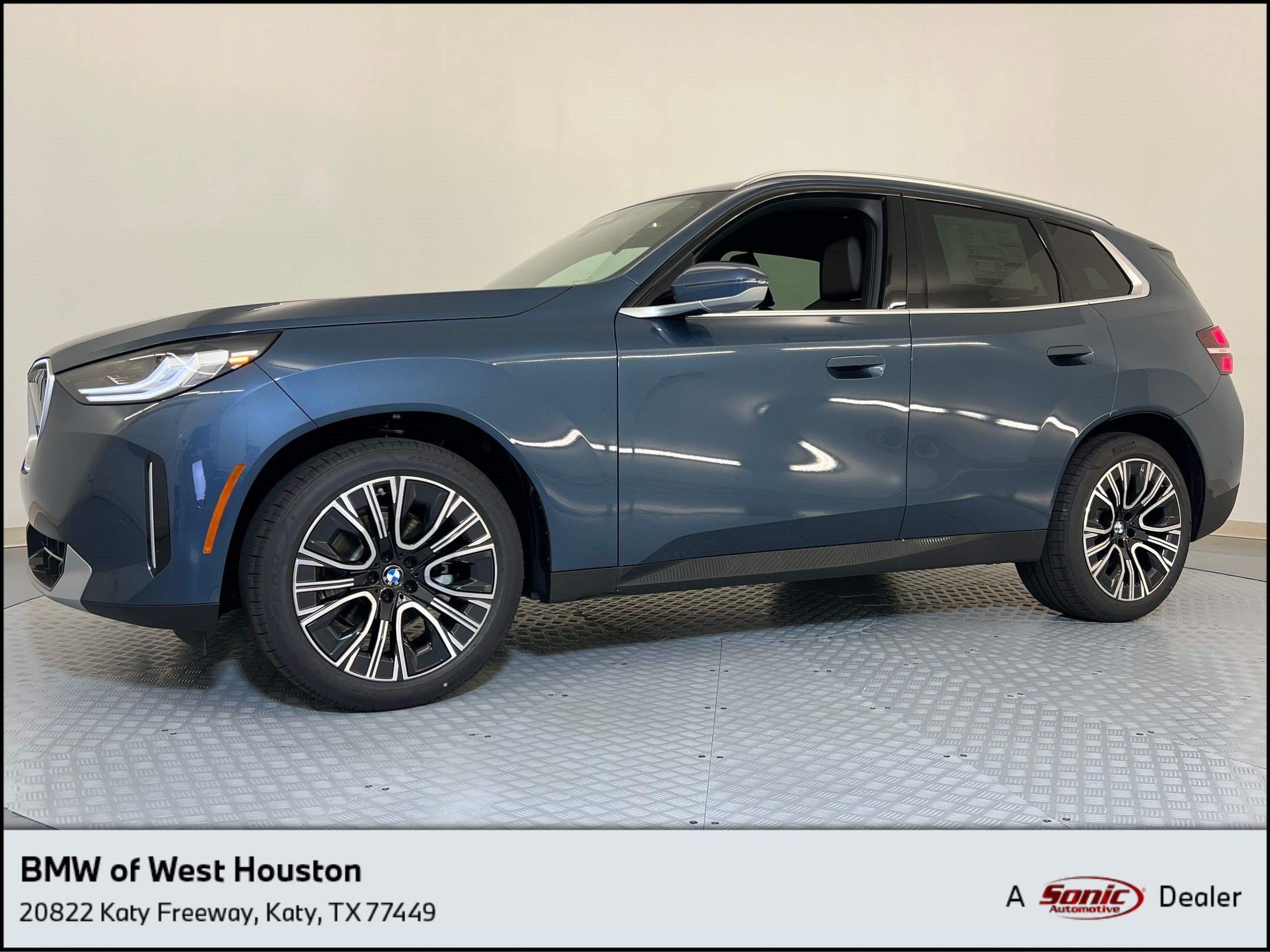 2026 BMW X3 30 XDRIVE's photo