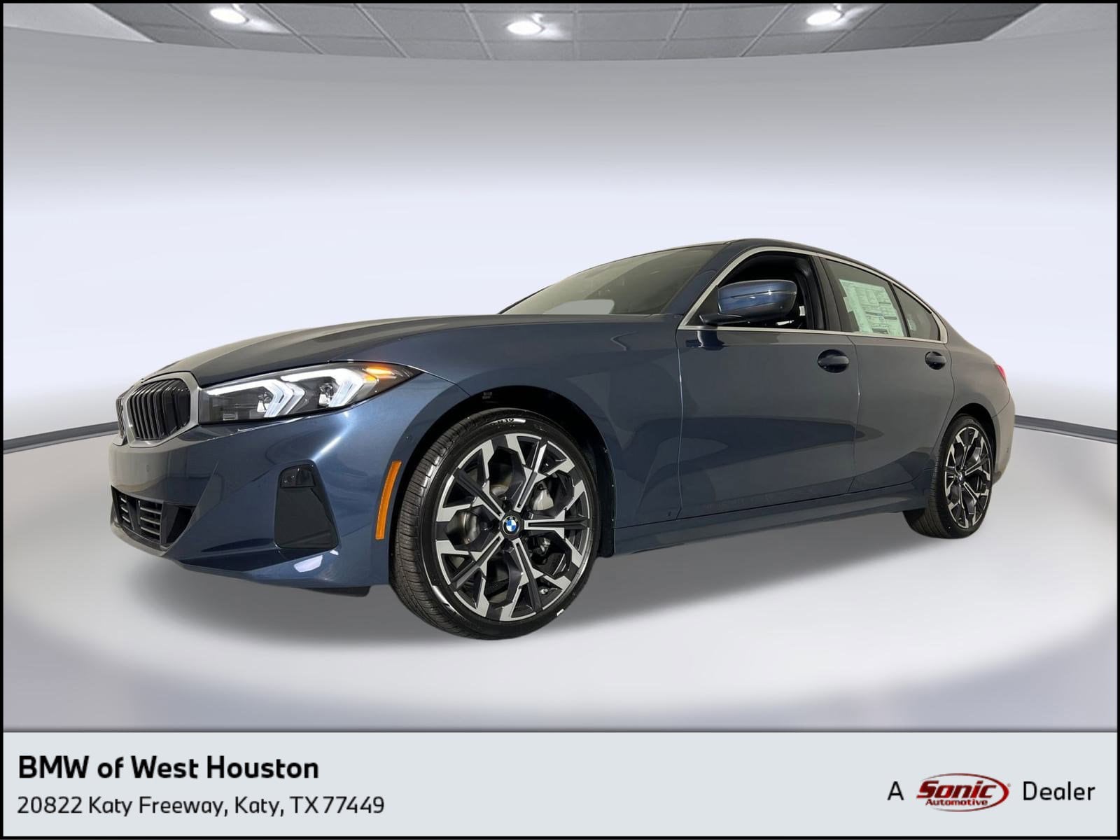 2026 BMW 3 Series 330i xDrive Sedan's photo
