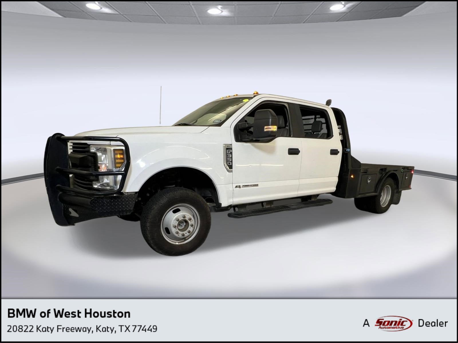 2019 Ford F-350 Super Duty Chassis Cab XL
