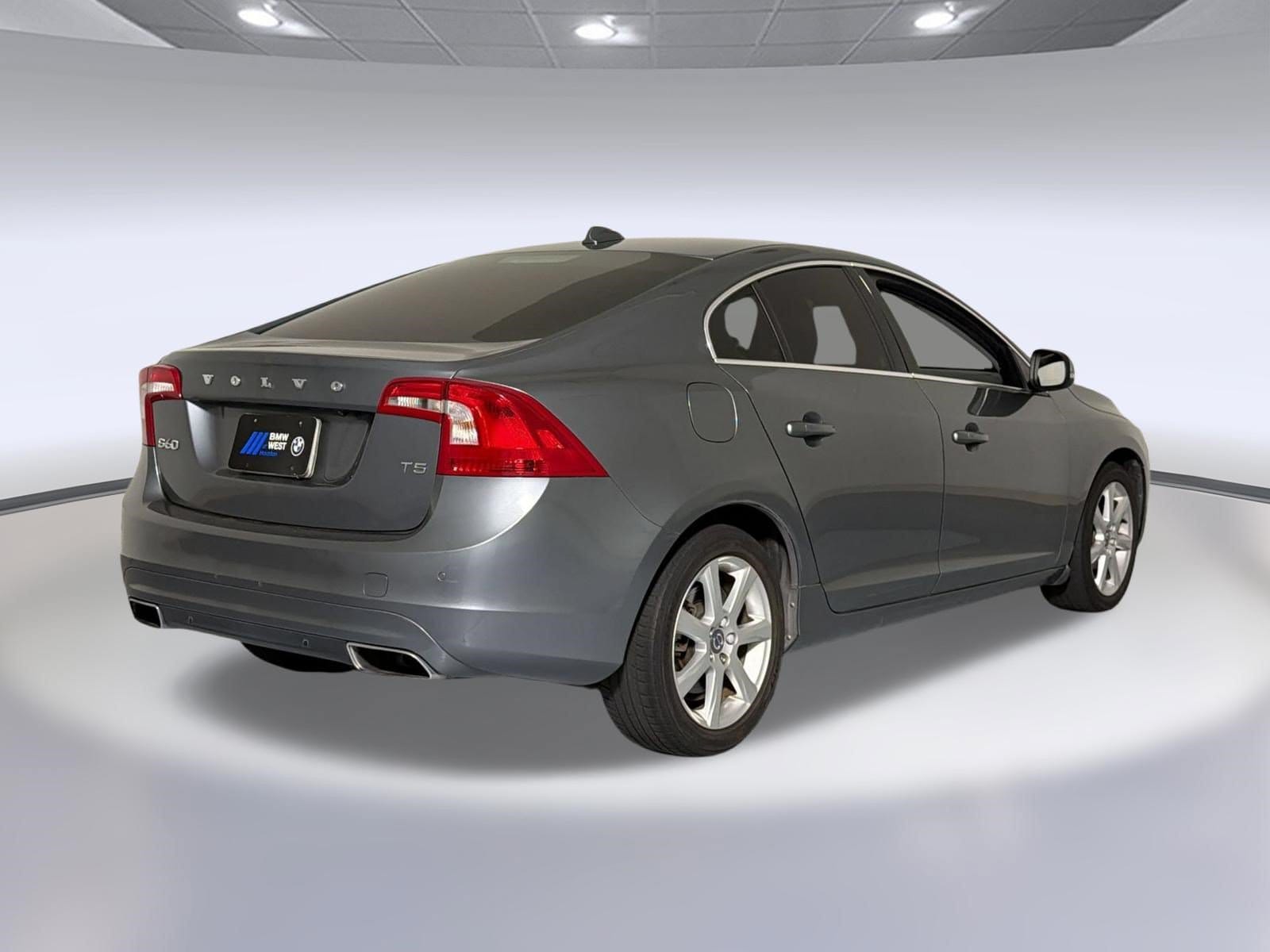 S60 T5 Drive-E Premier Sedan
