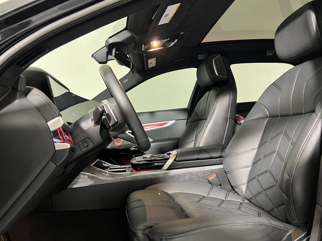 Used 2025 BMW i7 xDrive60 Sedan