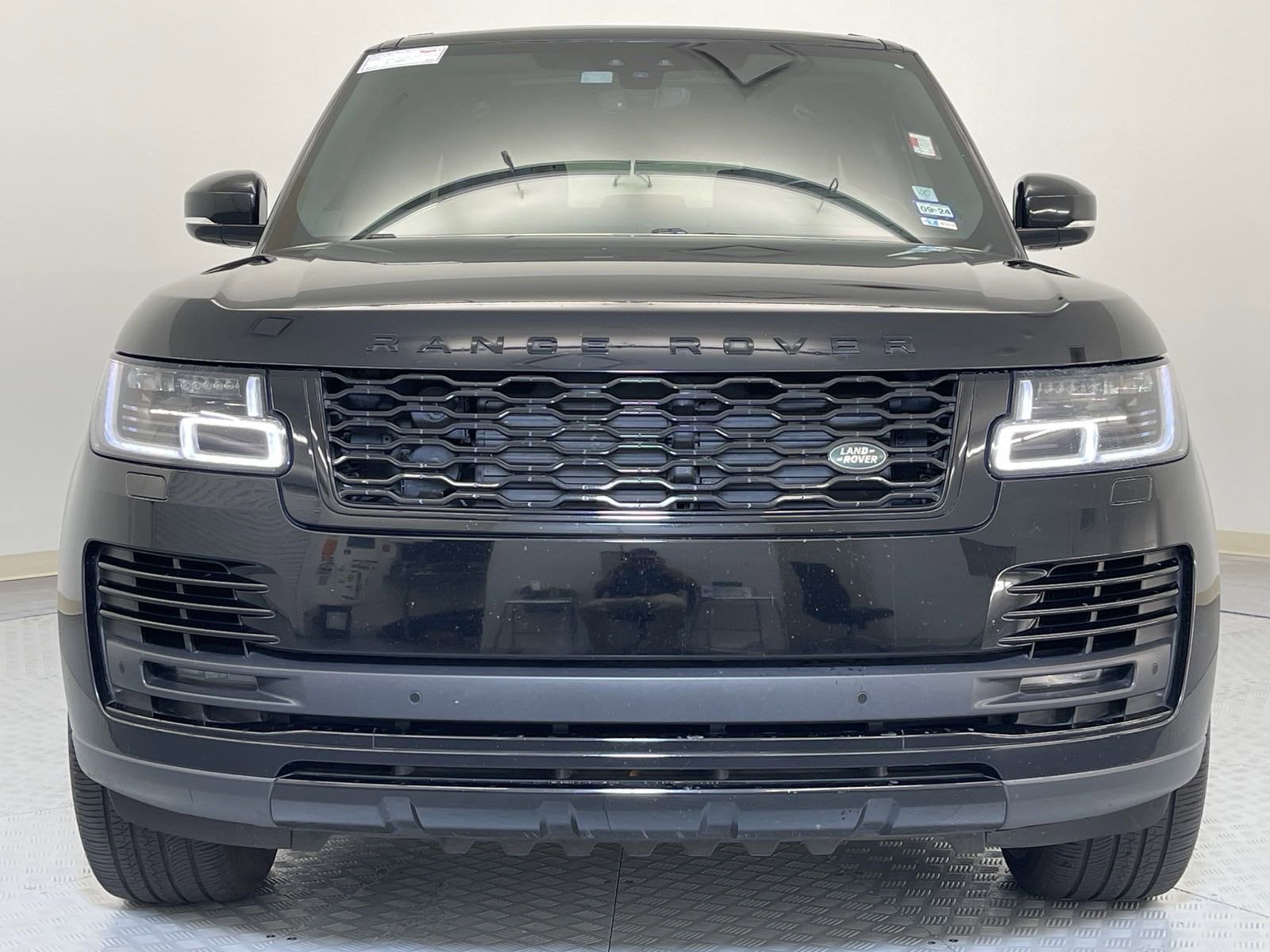 Used 2018 Land Rover Range Rover HSE with VIN SALGS2SV0JA393452 for sale in Katy, TX