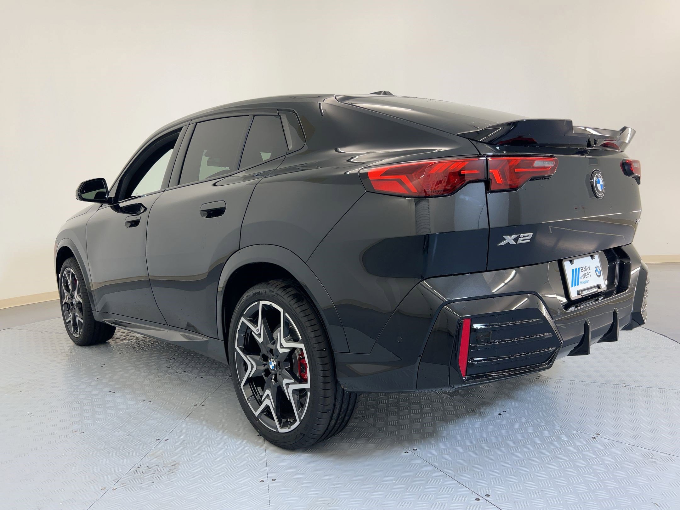 2026 Bmw X2 xDrive28i photo 3