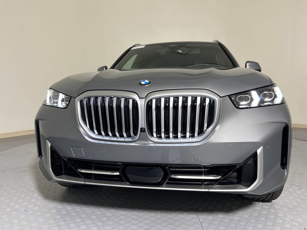 New 2026 BMW X5 sDrive40i SUV