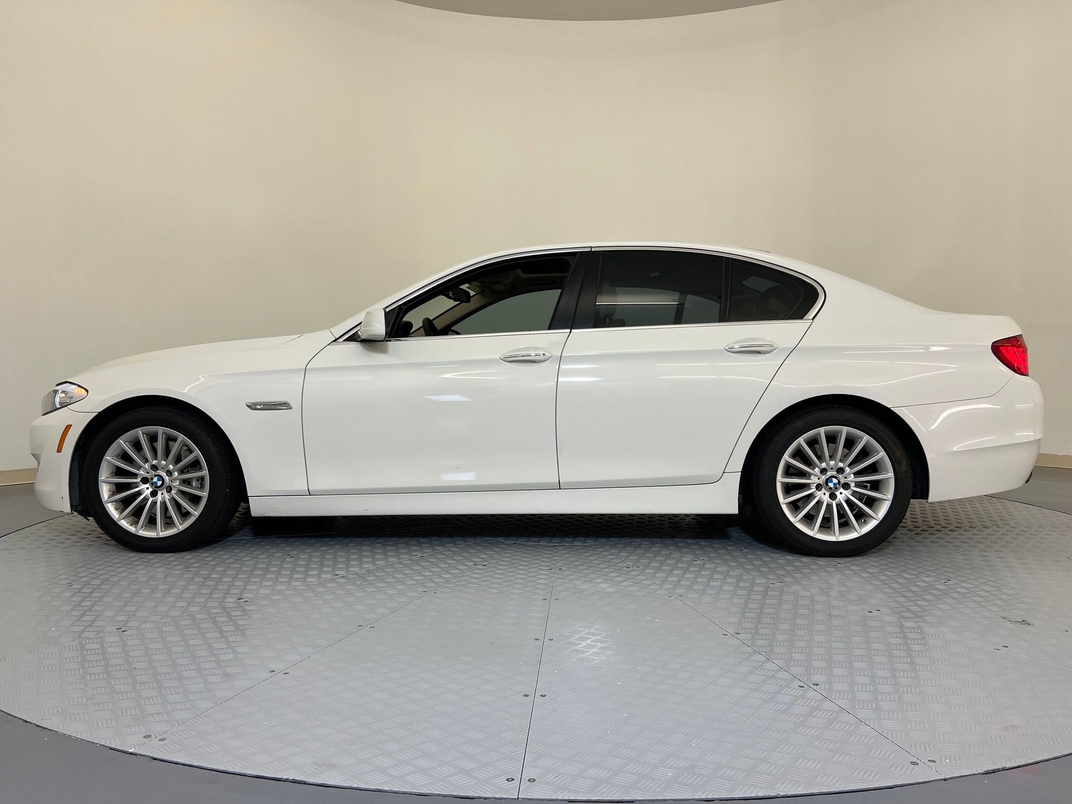 Used 2011 BMW 5 Series 535i with VIN WBAFR7C56BC807413 for sale in Katy, TX