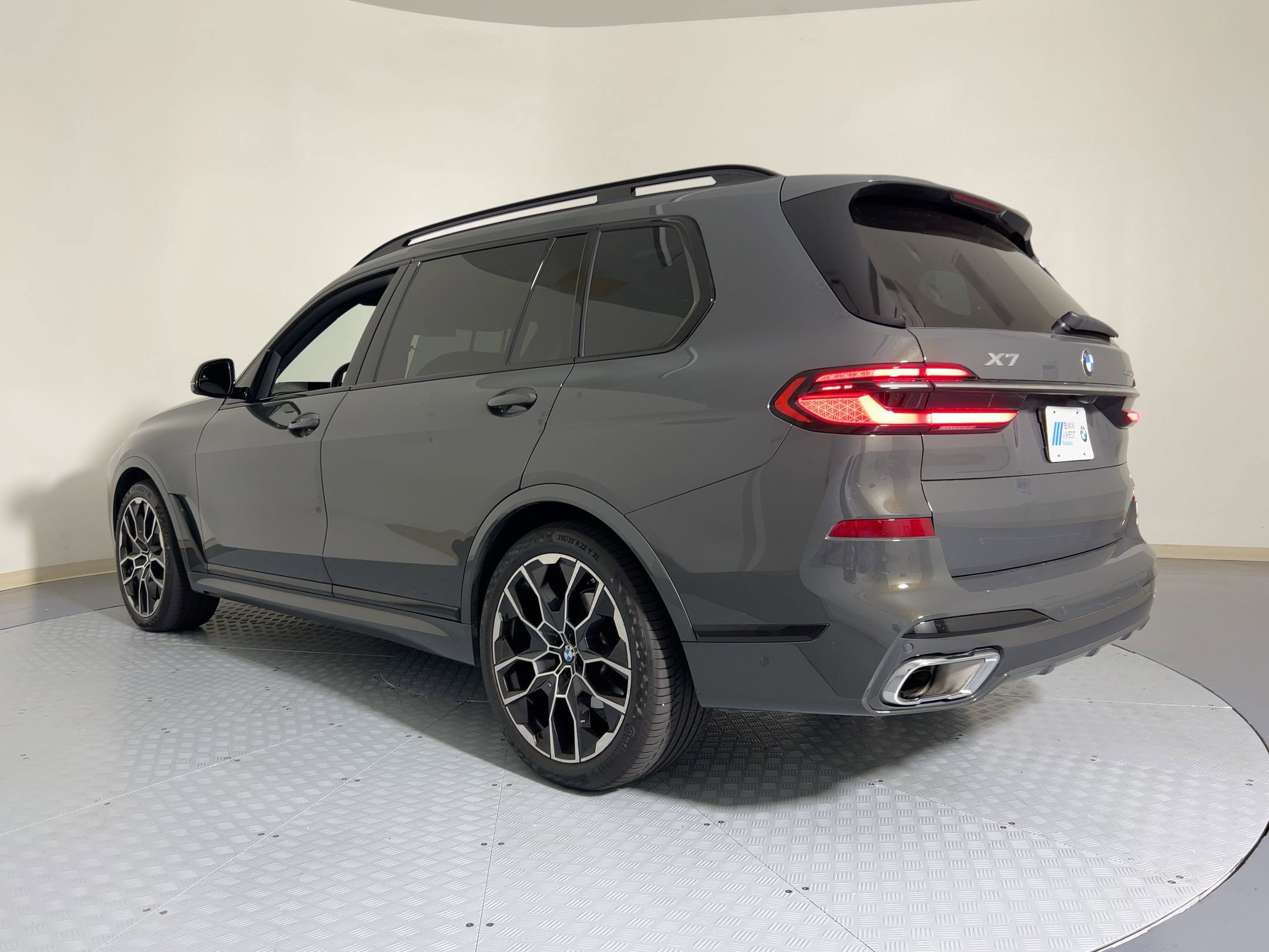 2024 Bmw X7 xDrive40i photo 3