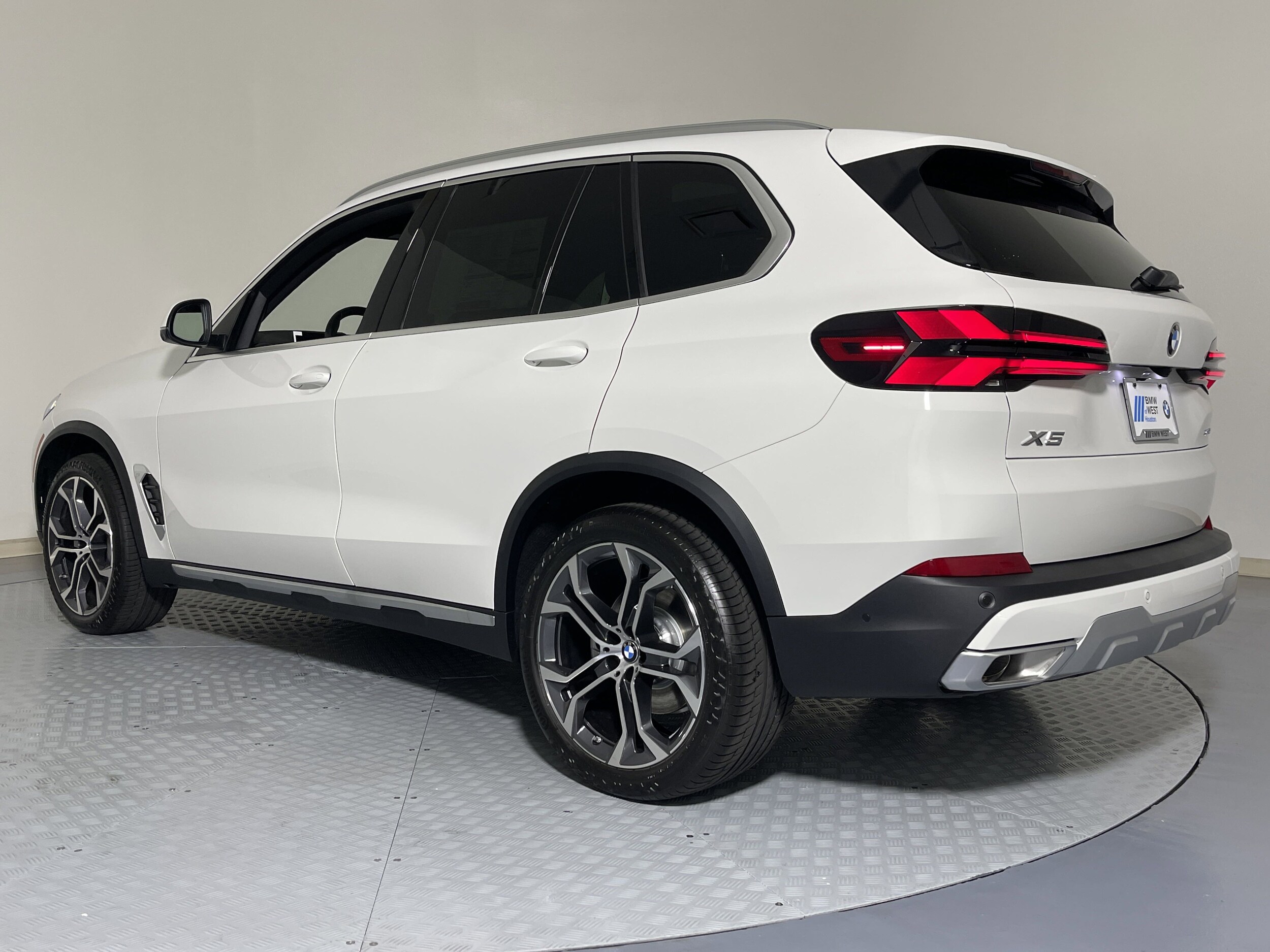 2026 Bmw X5 sDrive40i photo 4