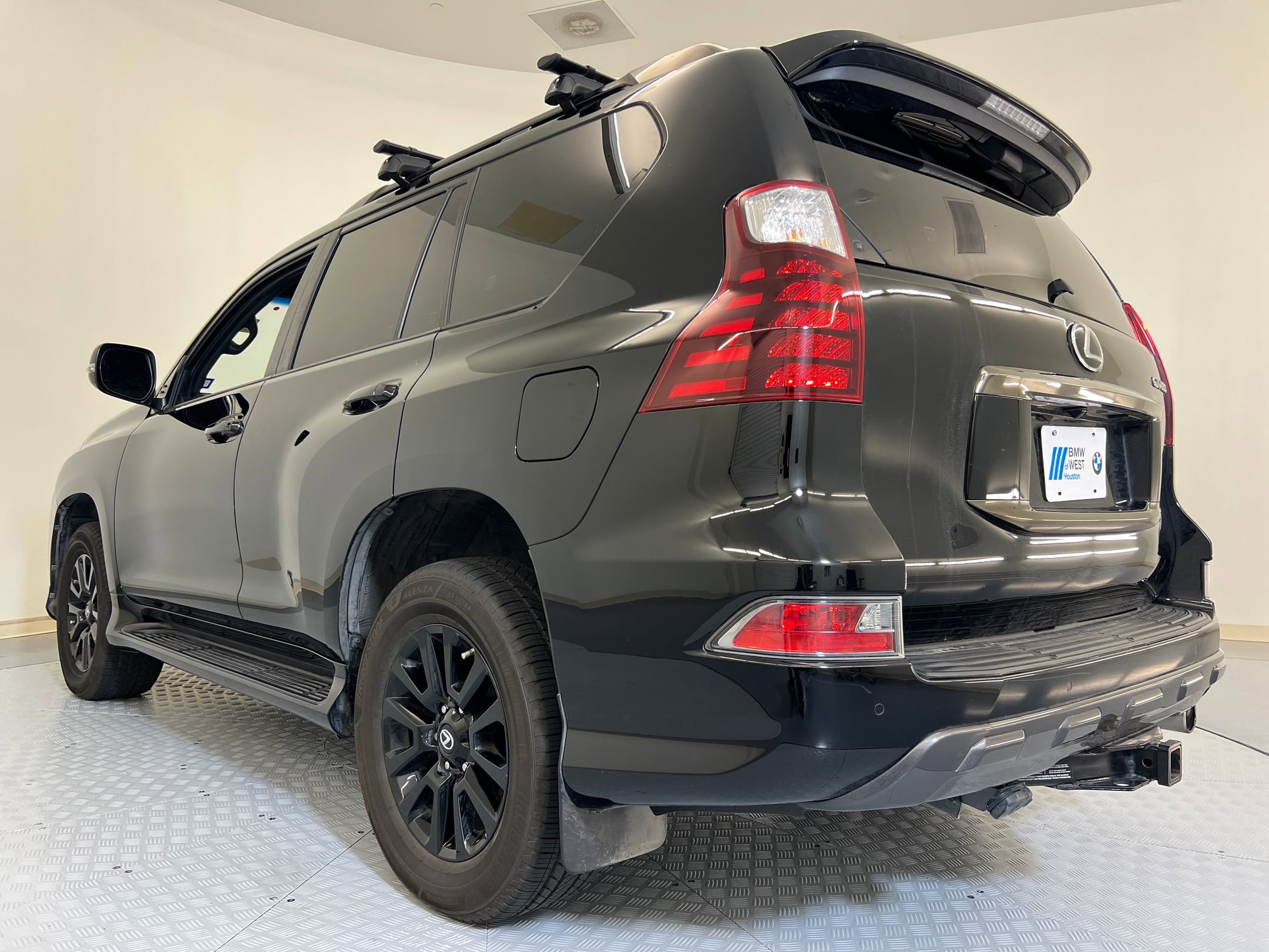 2022 Lexus GX 460 photo 2