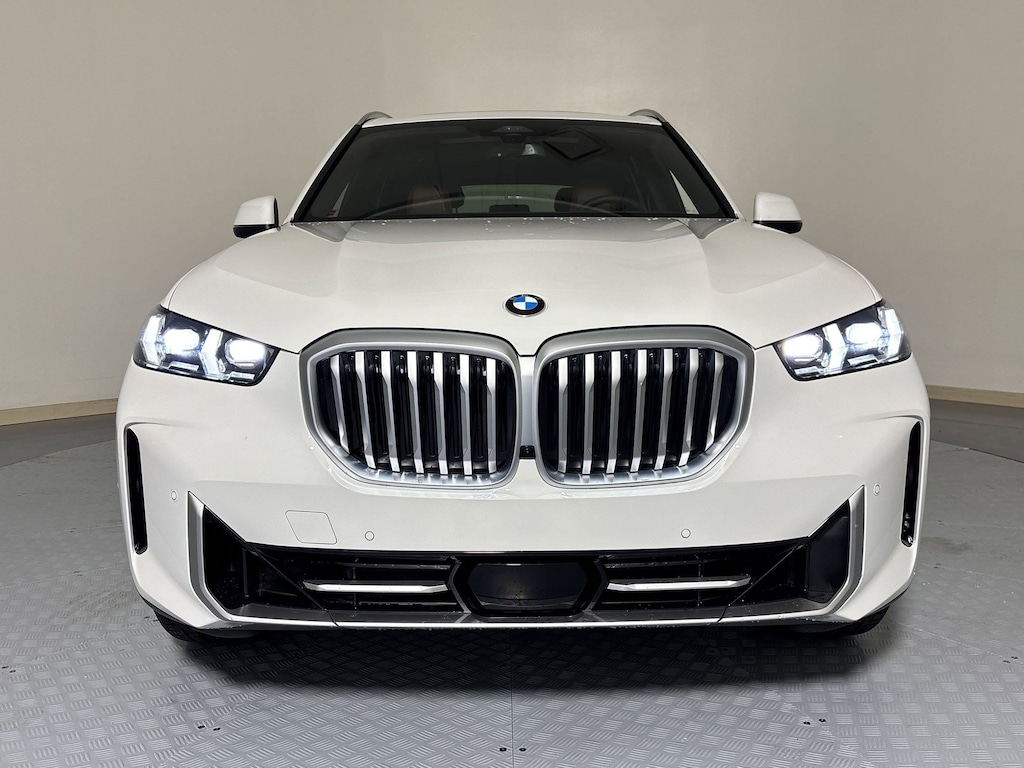 New 2026 BMW X5 sDrive40i SUV