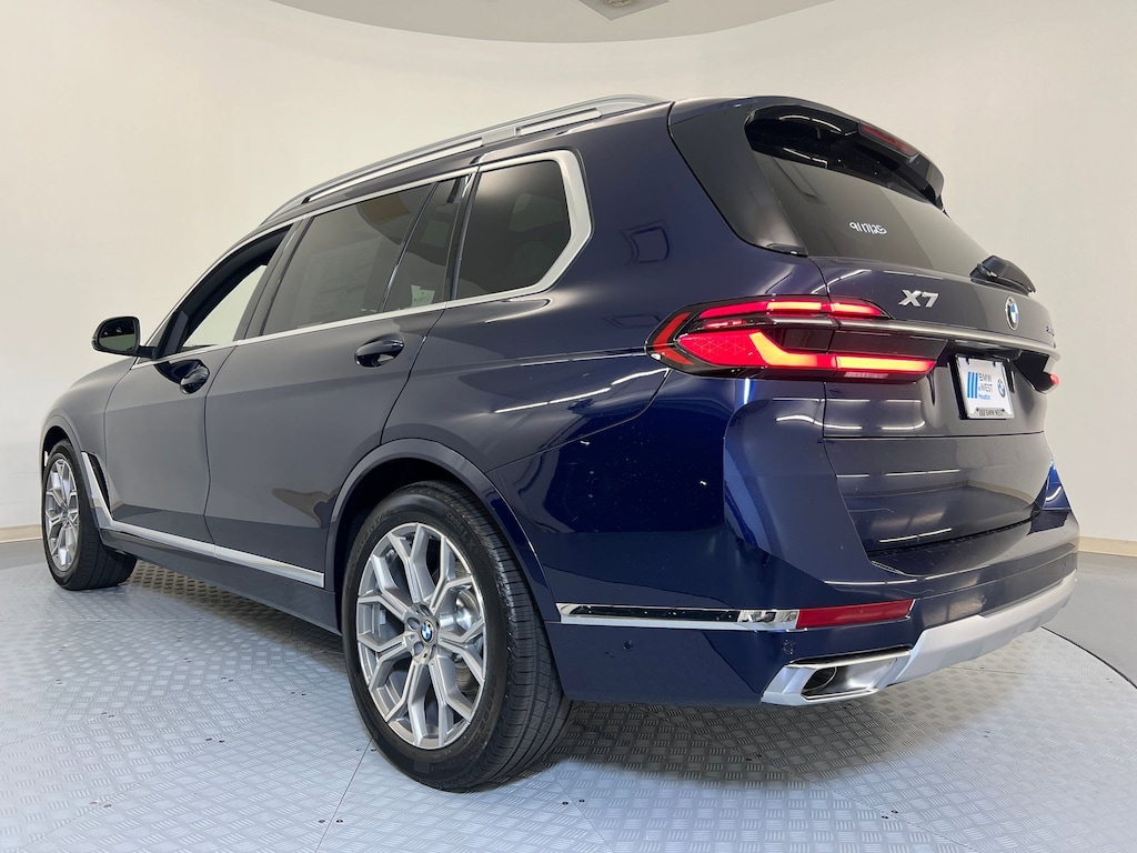 New 2026 BMW X7 xDrive40i SUV