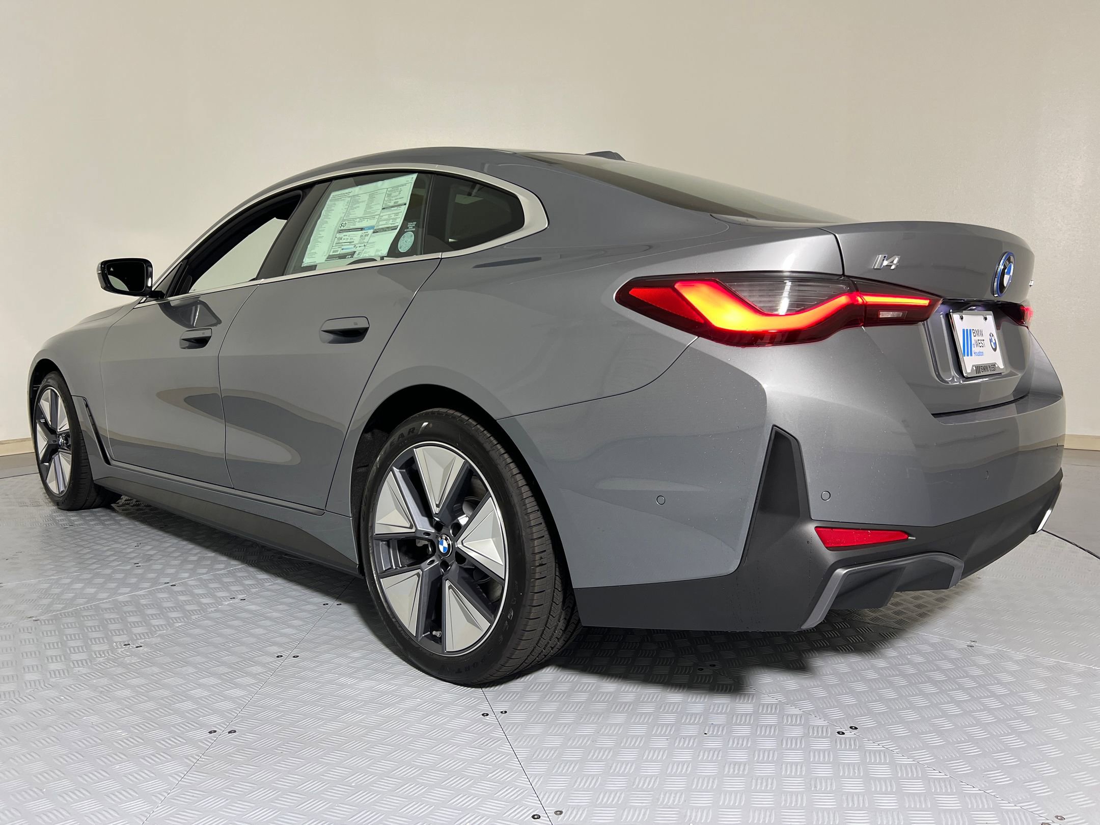2025 Bmw i4 eDrive40 photo 3