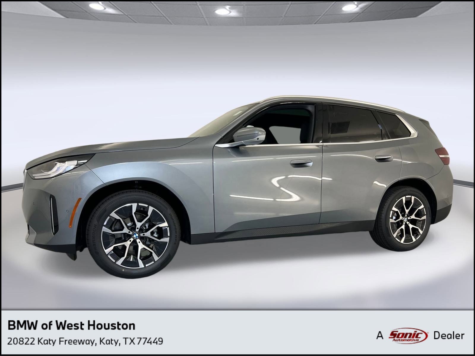 2026 BMW X3 30's photo