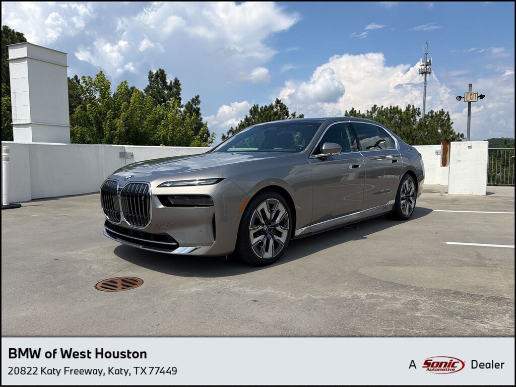 Used 2023 BMW i7 xDrive60 Sedan