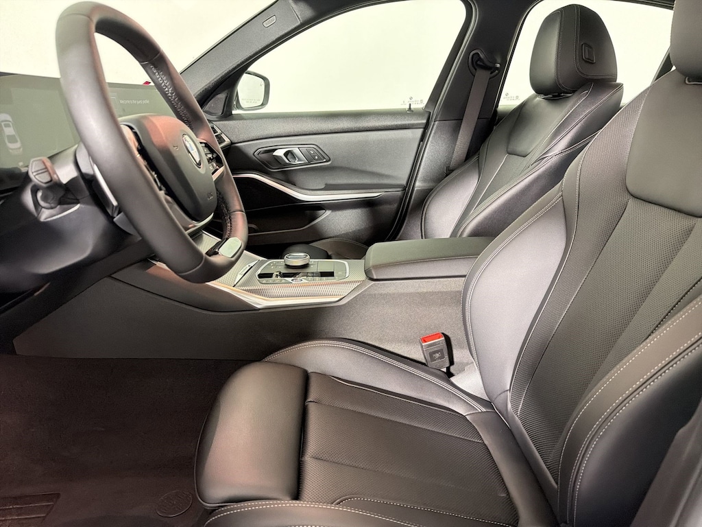 New 2026 BMW 330i xDrive Sedan
