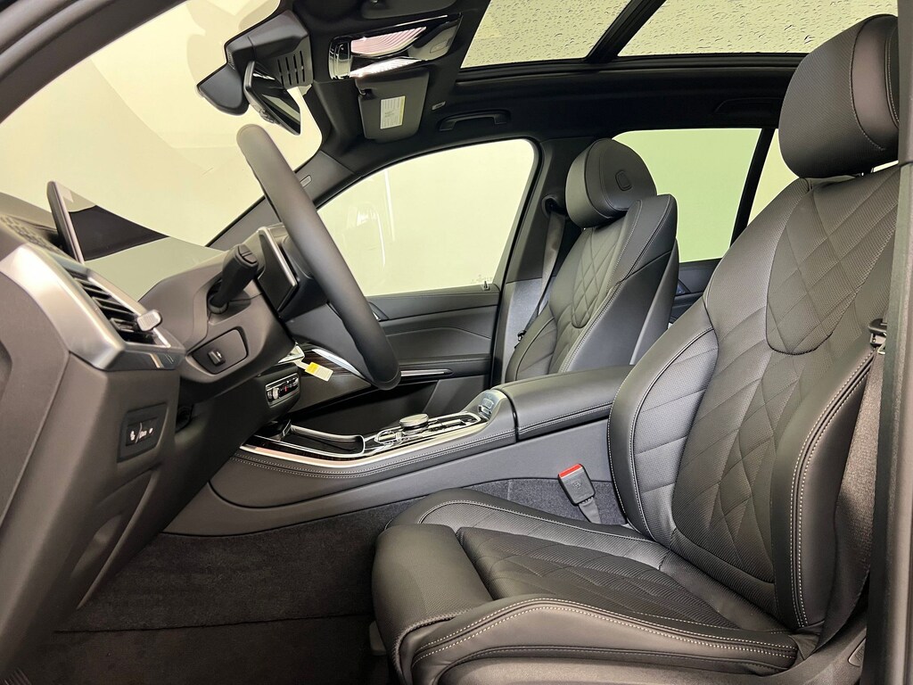 New 2026 BMW X5 sDrive40i SUV
