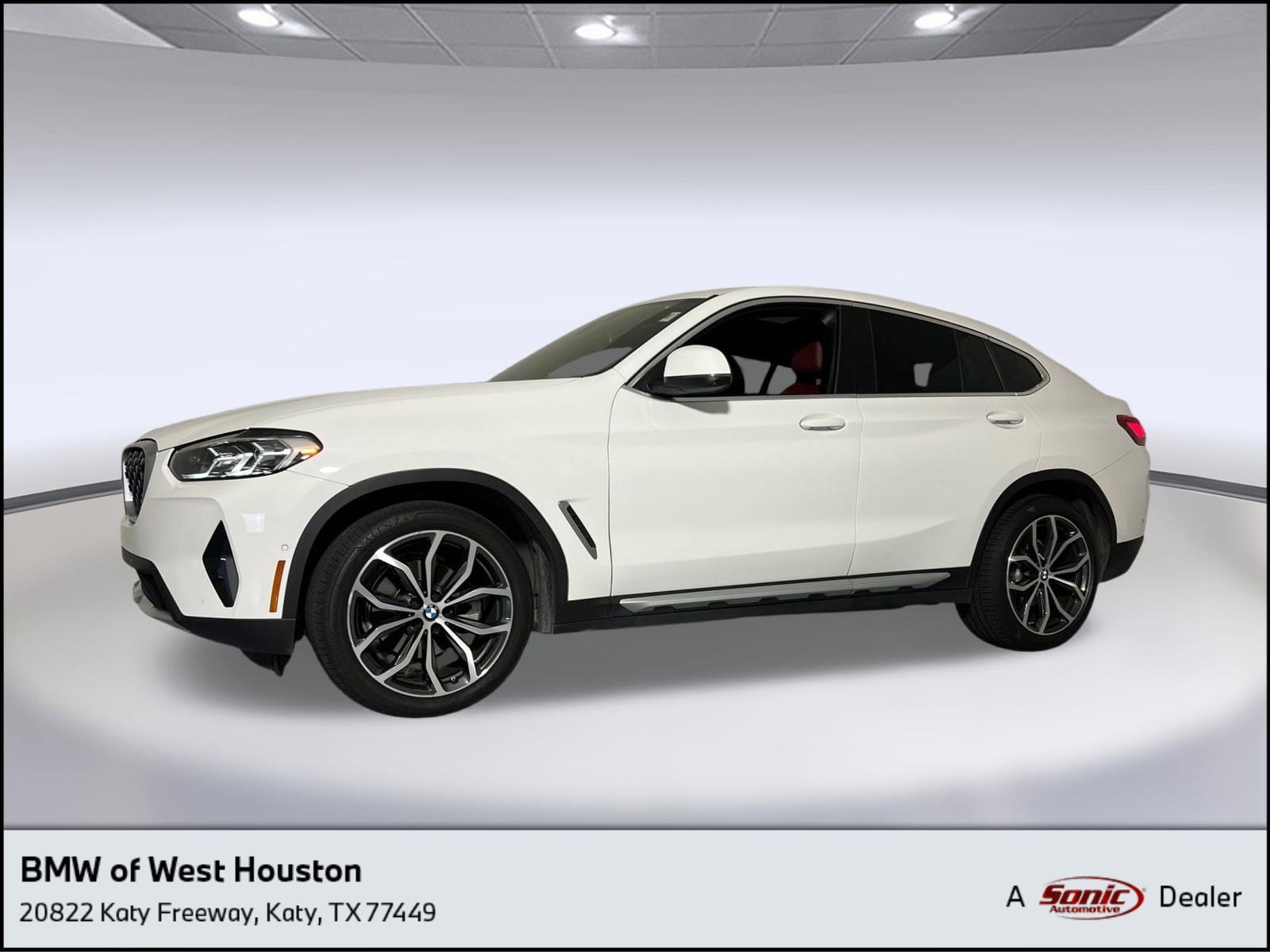 2023 BMW X4 30i's photo