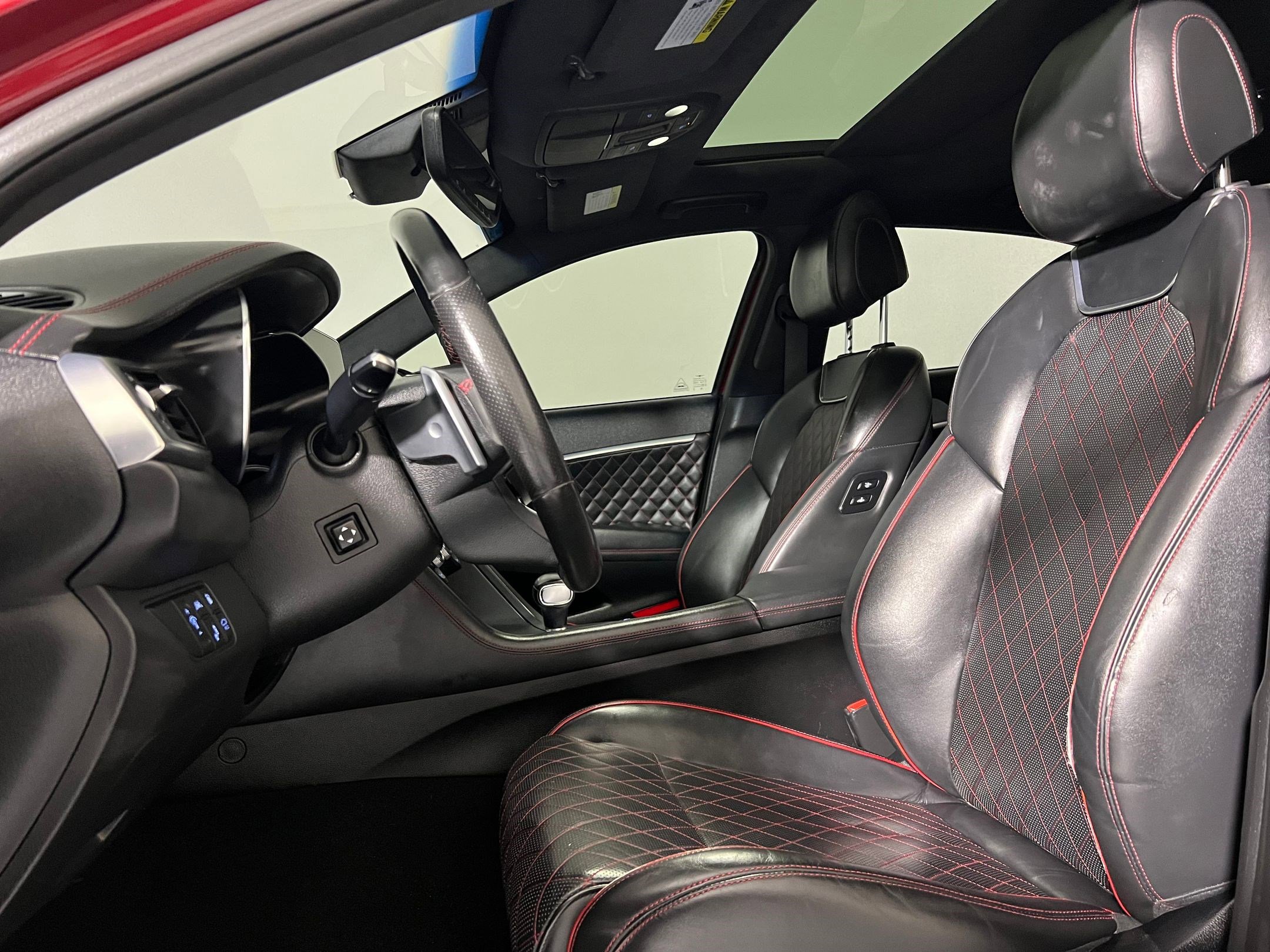 2020 Genesis G70 3.3T Sport photo 4