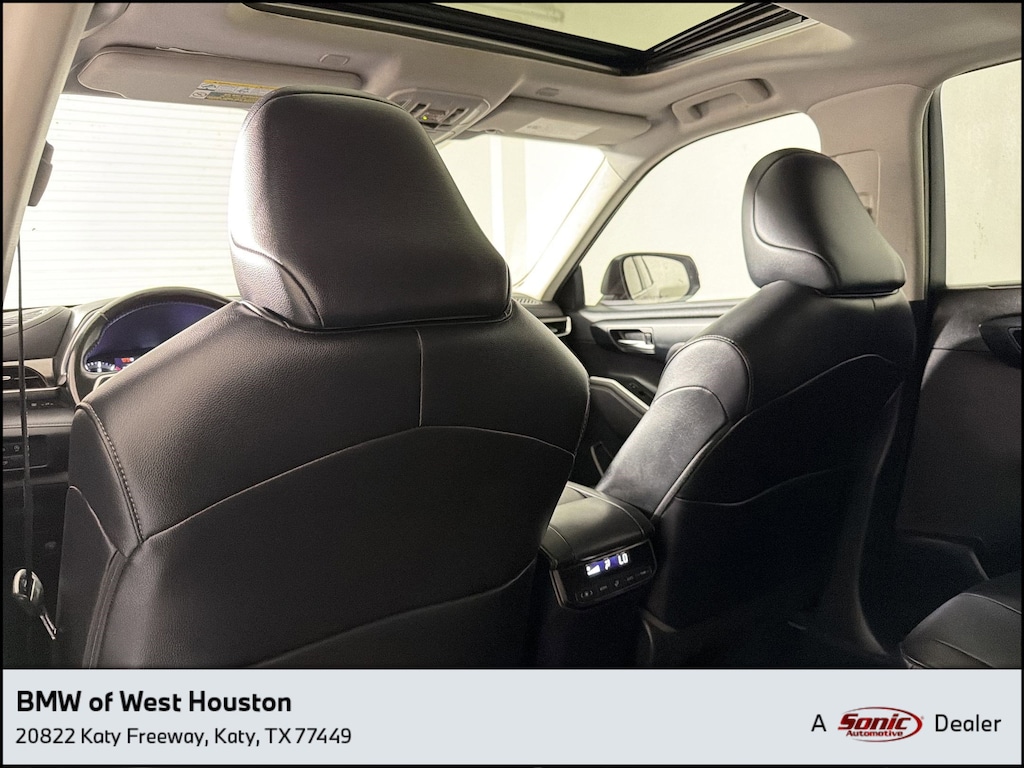Used 2023 Toyota Highlander XLE SUV