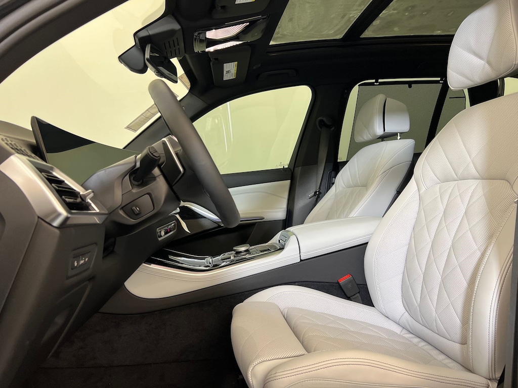 New 2026 BMW X5 sDrive40i SUV