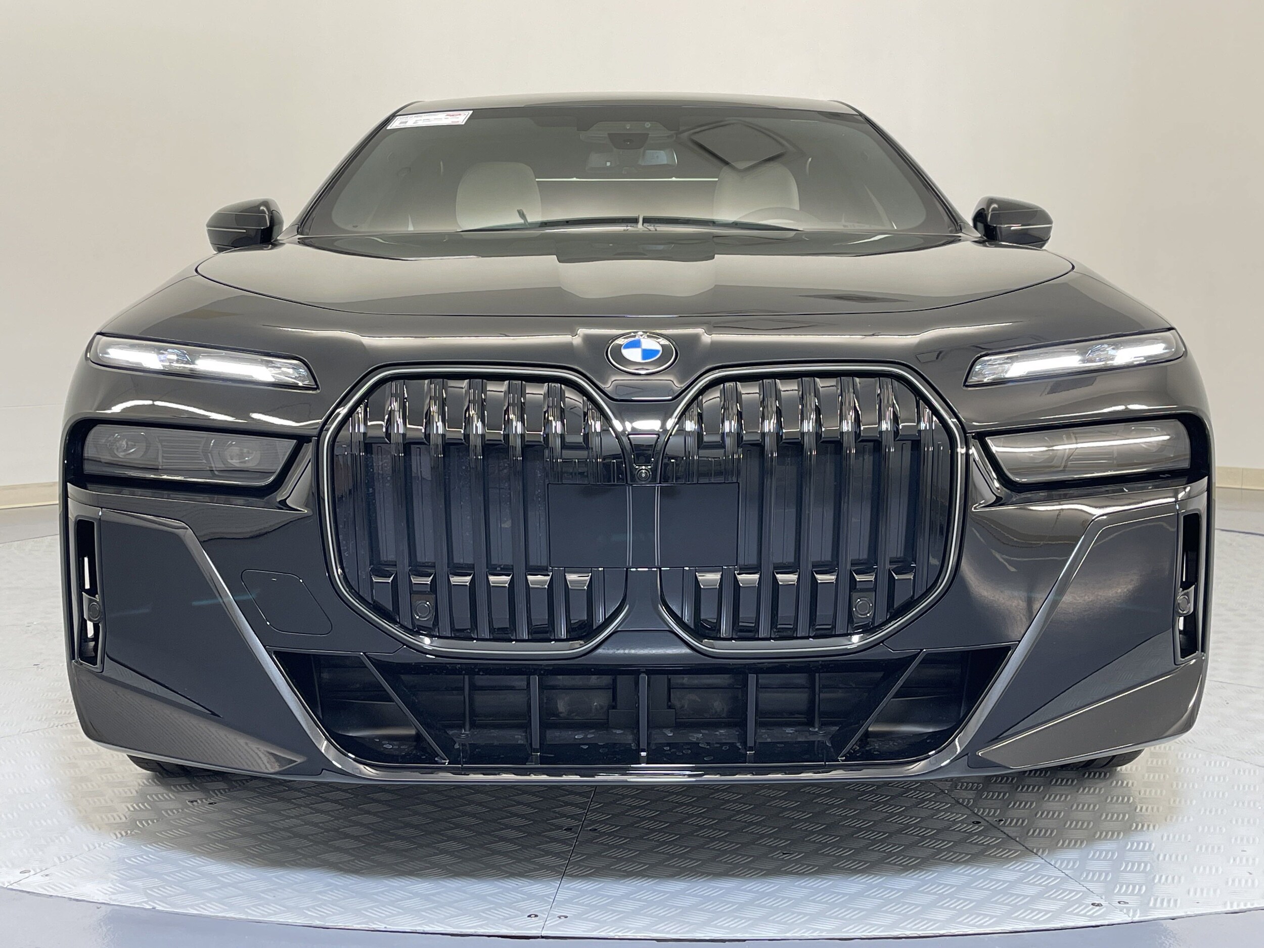 2025 Bmw 760i 760i xDrive photo 2