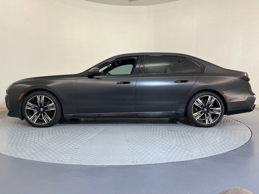 Certified 2023 BMW 760i xDrive Sedan