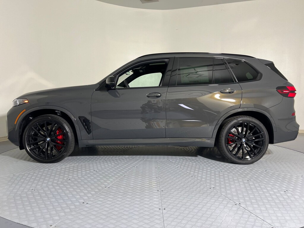 New 2026 BMW X5 M60i SUV