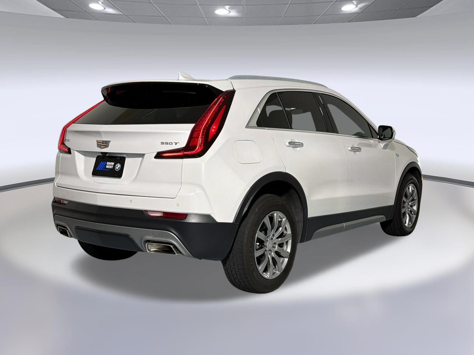 XT4 Premium Luxury SUV