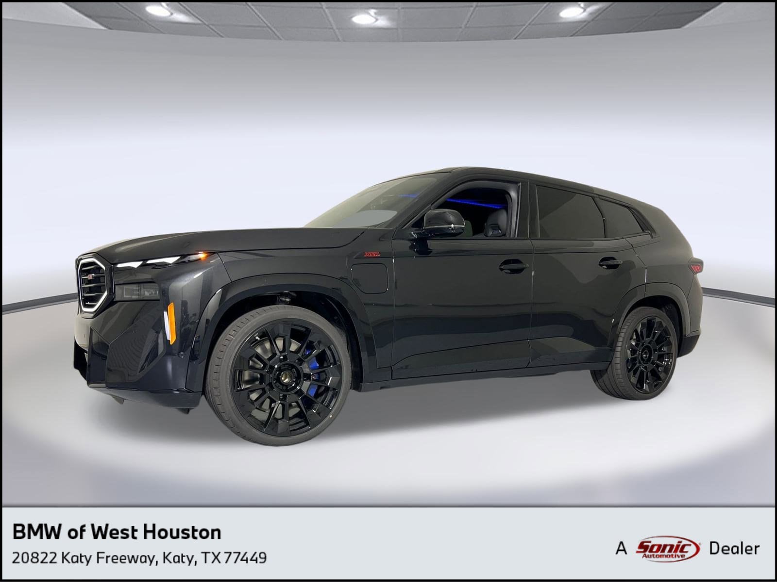 2026 BMW XM Base's photo