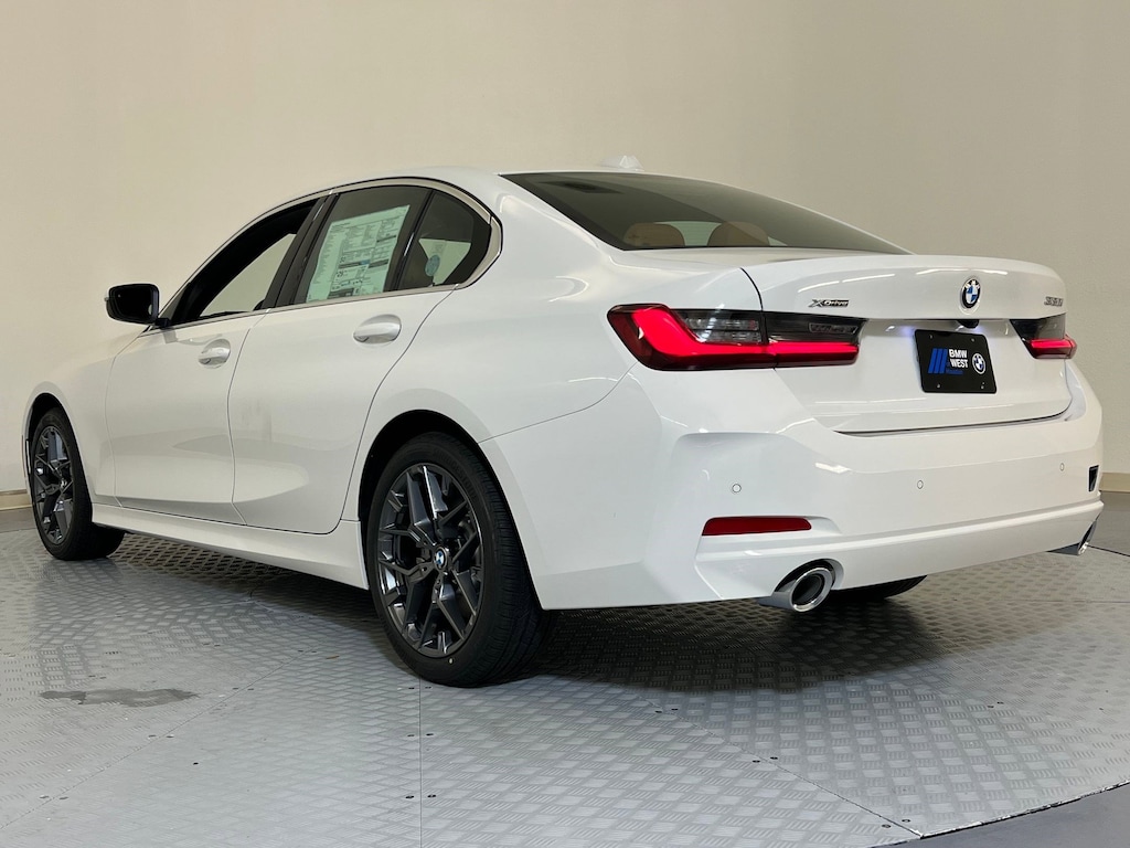 New 2025 BMW 330i xDrive Sedan