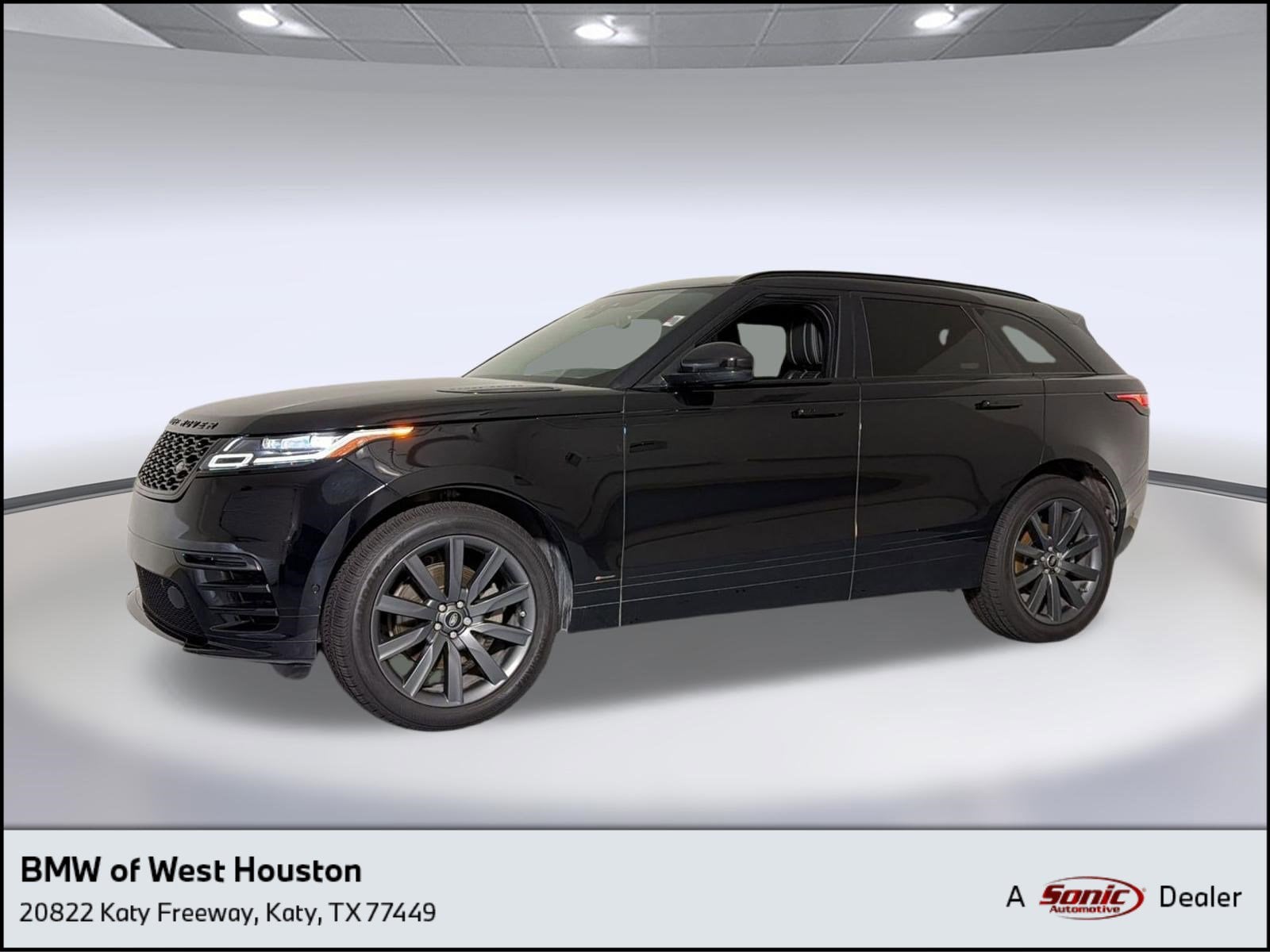 2018 Land Rover Range Rover Velar R-Dynamic HSE V6's photo