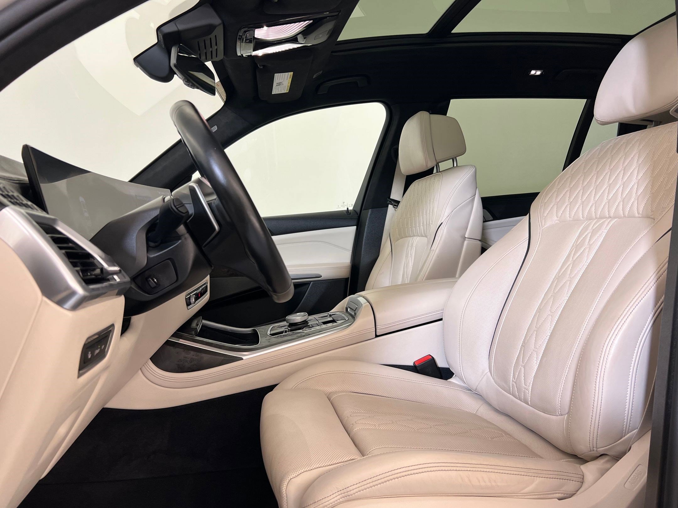 2025 Bmw X7 xDrive40i photo 2