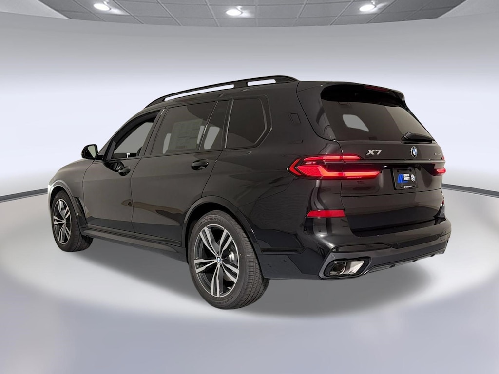New 2027 BMW X7 xDrive40i SUV