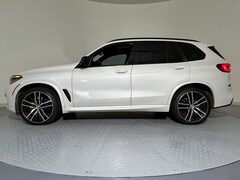 Used 2022 BMW X5 xDrive40i SUV for sale in Houston