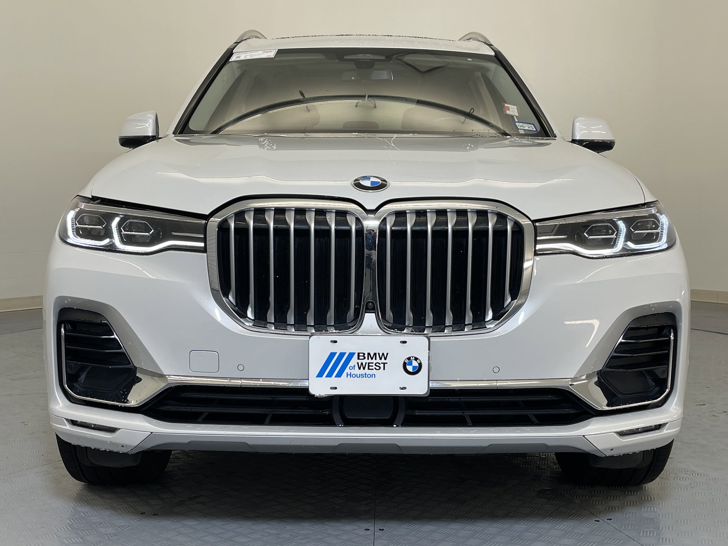 Certified 2022 BMW X7 40i with VIN 5UXCW2C09N9N00355 for sale in Katy, TX