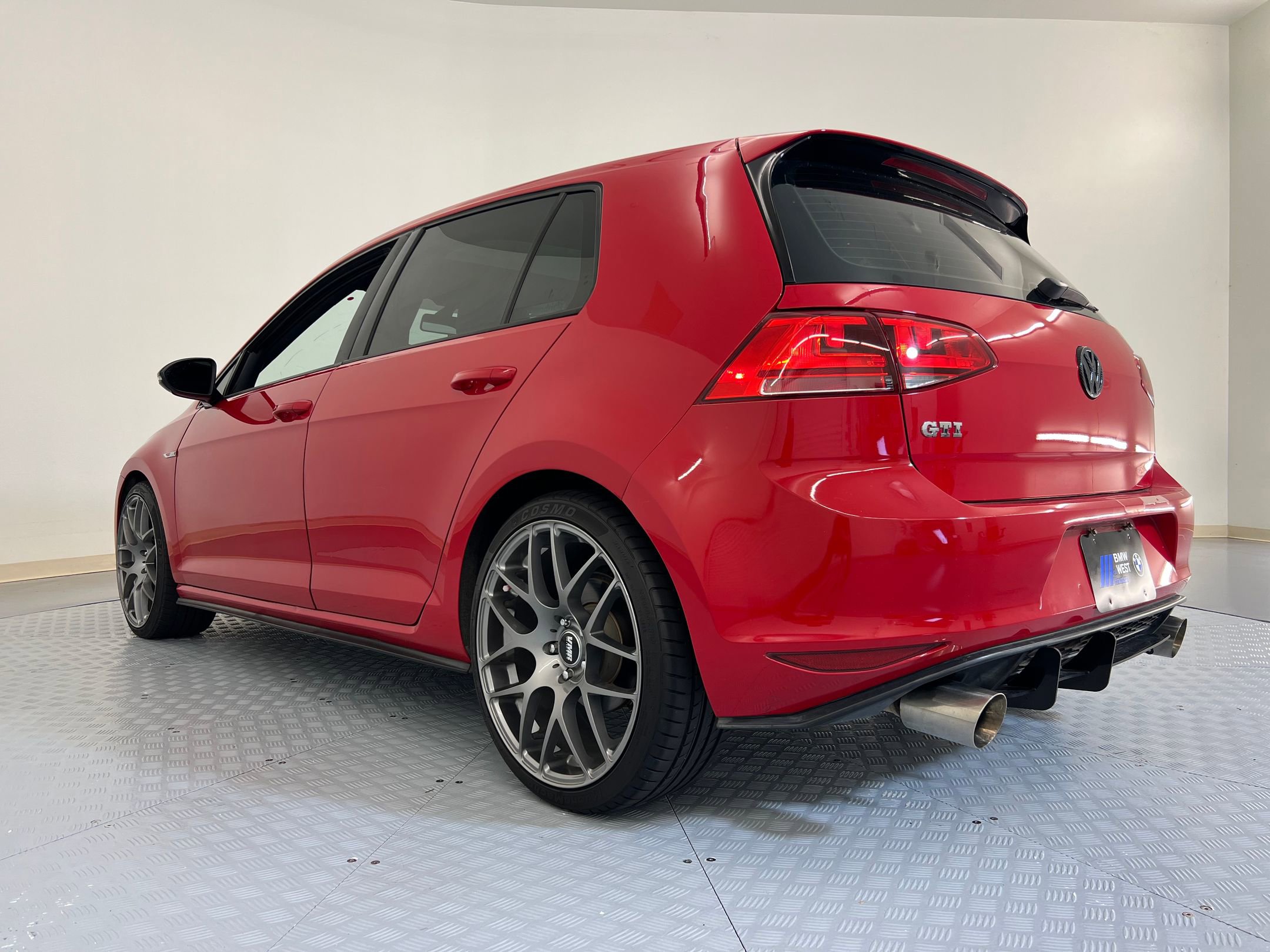 2015 Volkswagen Golf GTI Autobahn photo 3