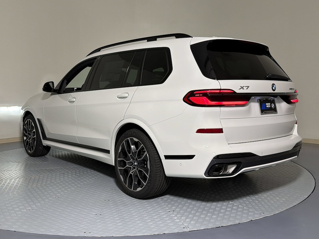 New 2027 BMW X7 xDrive40i SUV