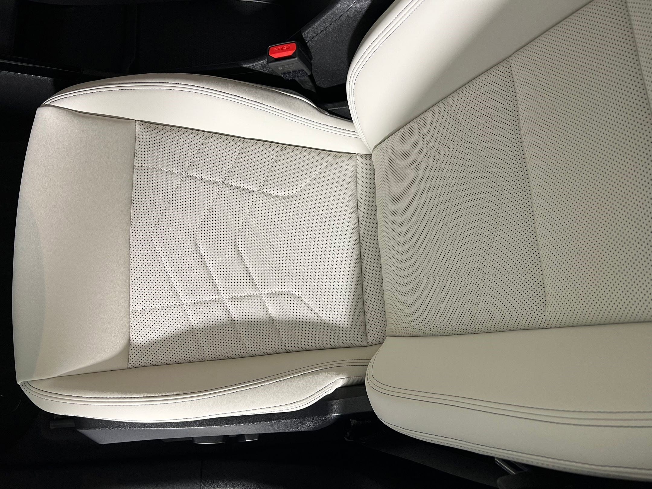 2026 BMW X1 XDrive28i - Photo 11