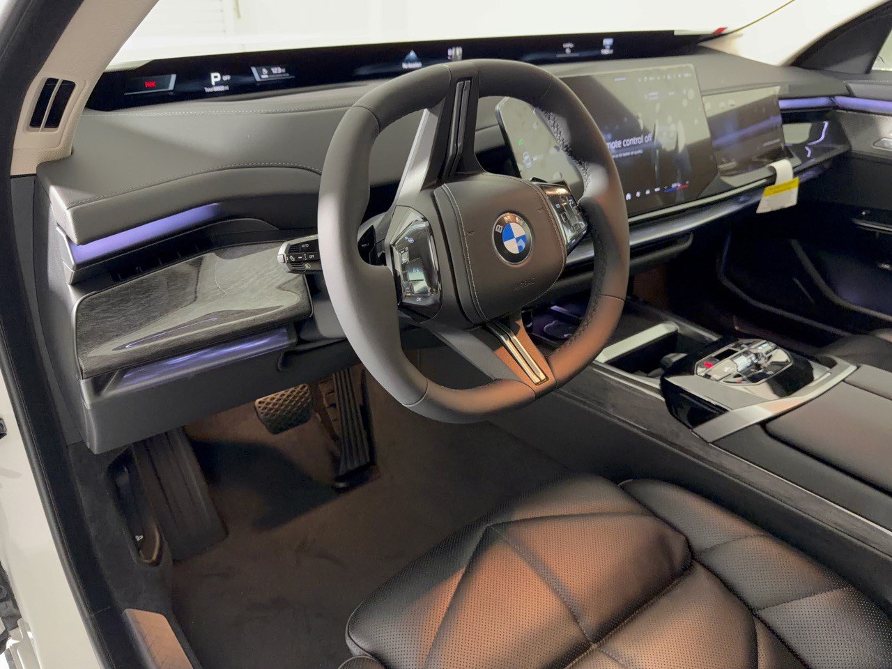 New 2027 BMW 740i Base Sedan