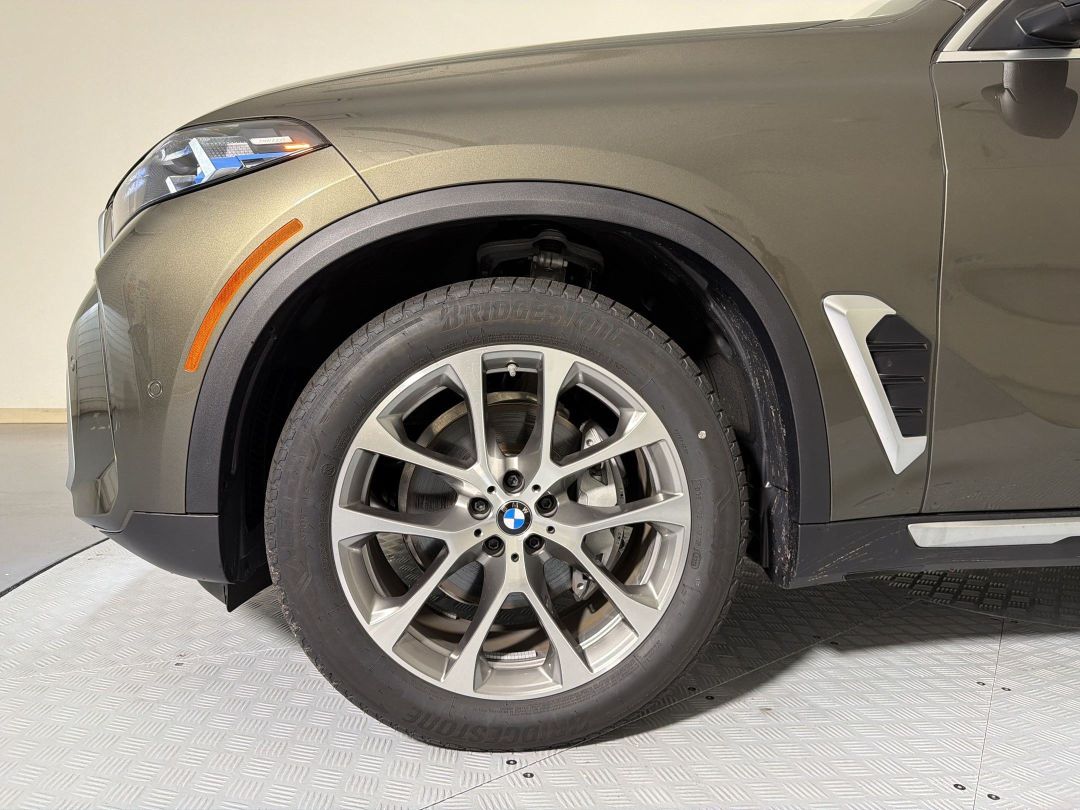 2026 BMW X5 40i - Photo 8